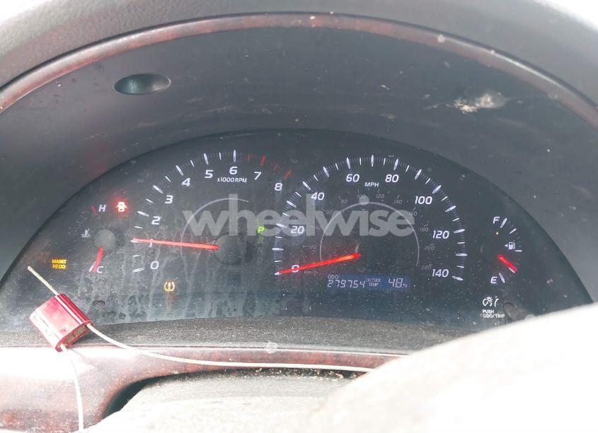 Photo 7 of 2010 Toyota Camry LE (VIN 4T1BF3EKXAU090184)