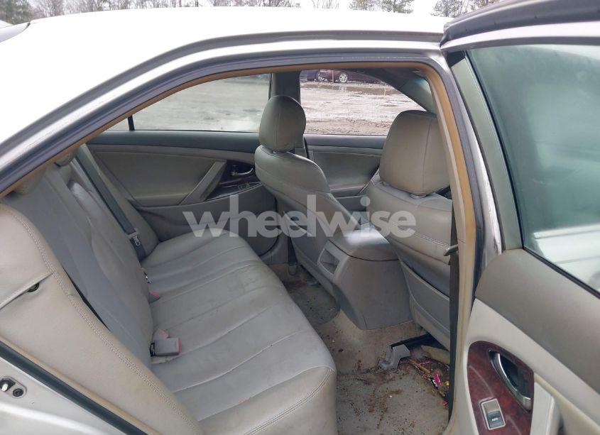 Photo 8 of 2010 Toyota Camry LE (VIN 4T1BF3EKXAU090184)