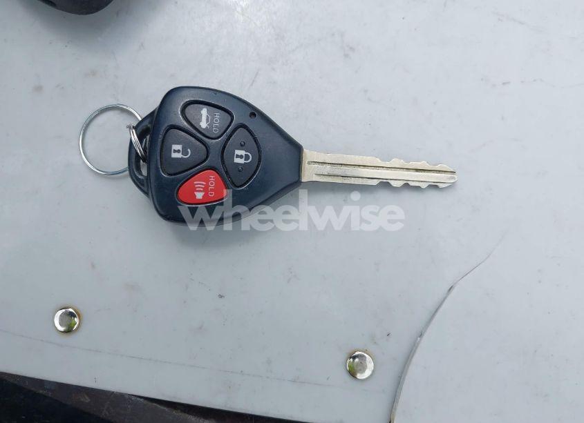 Photo 11 of 2010 Toyota Camry XLE (VIN 4T1BF3EKXAU096308)