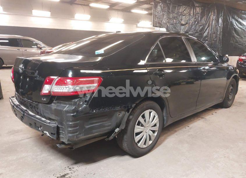 Photo 4 of 2010 Toyota Camry LE (VIN 4T1BF3EKXAU099502)