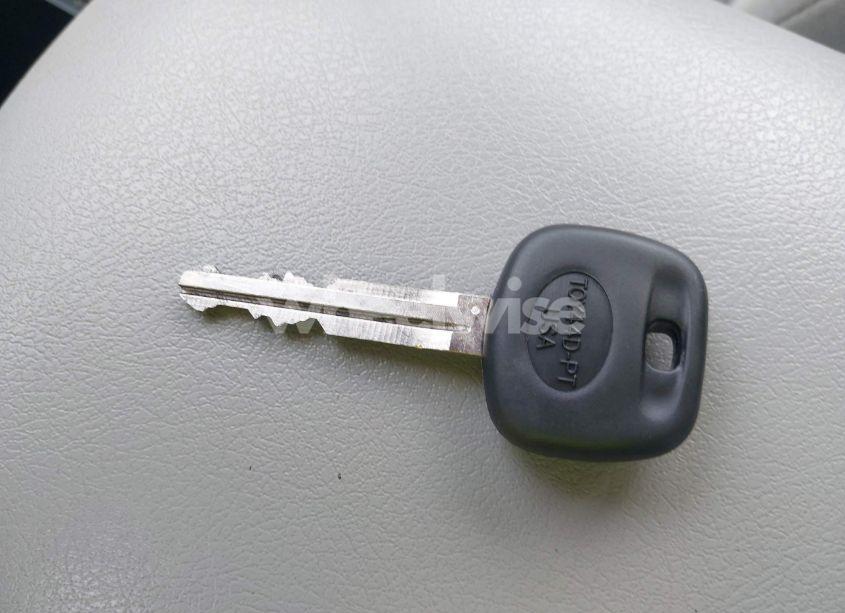 Photo 11 of 2010 Toyota Camry LE (VIN 4T1BF3EKXAU099788)