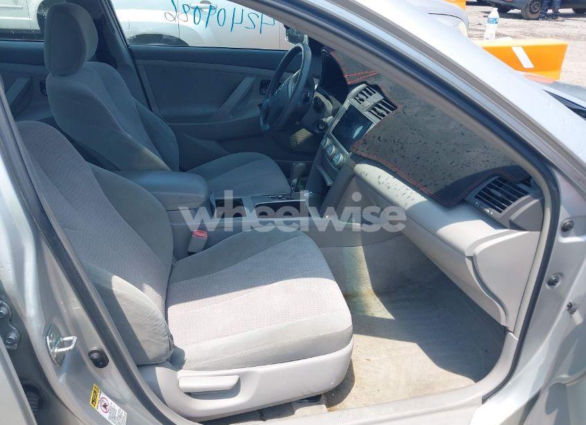 Photo 5 of 2010 Toyota Camry LE (VIN 4T1BF3EKXAU099788)