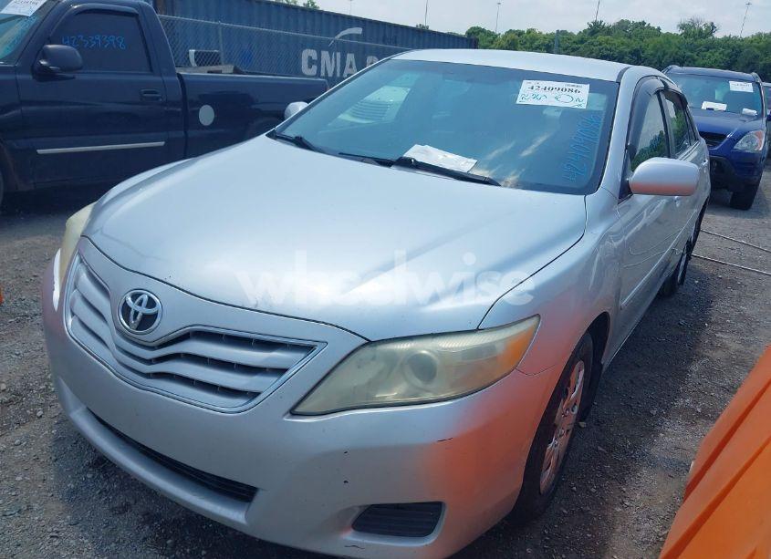 Photo 6 of 2010 Toyota Camry LE (VIN 4T1BF3EKXAU099788)