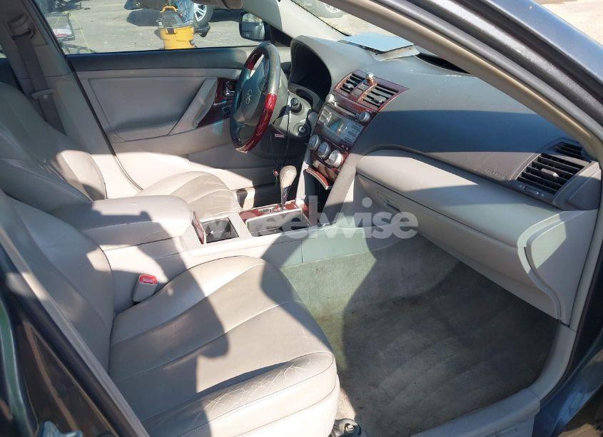 Photo 5 of 2010 Toyota Camry LE (VIN 4T1BF3EKXAU101409)