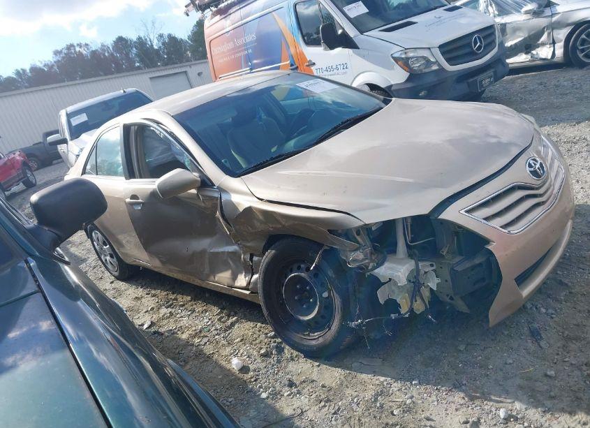 Photo 13 of 2010 Toyota Camry LE (VIN 4T1BF3EKXAU101703)