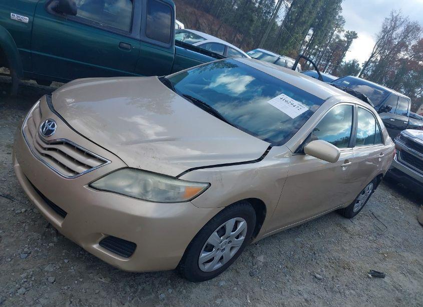 Photo 14 of 2010 Toyota Camry LE (VIN 4T1BF3EKXAU101703)