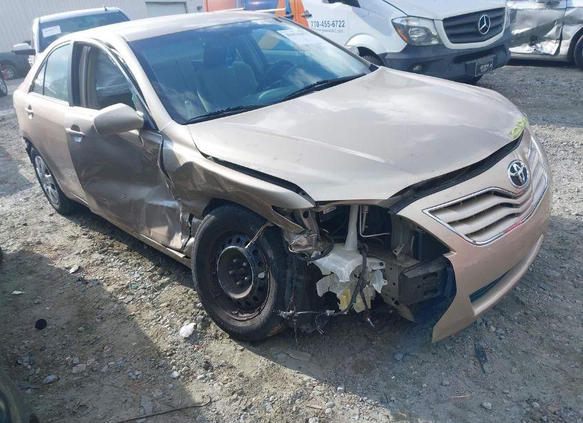 Photo 6 of 2010 Toyota Camry LE (VIN 4T1BF3EKXAU101703)