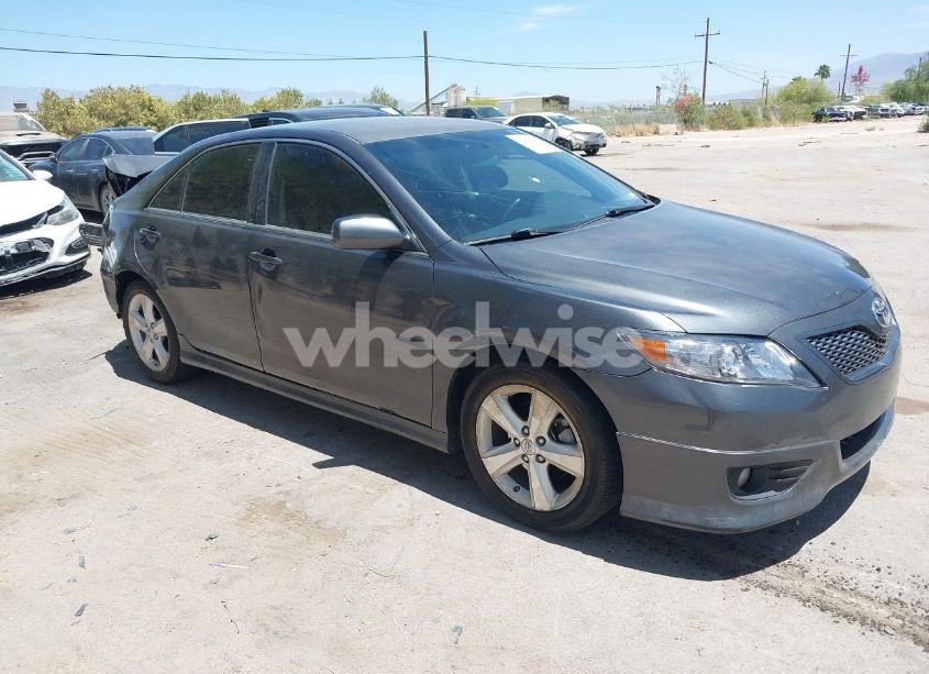 2010 Toyota Camry SE (VIN 4T1BF3EKXAU103001) main photo