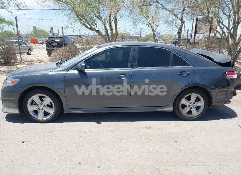 Photo 15 of 2010 Toyota Camry SE (VIN 4T1BF3EKXAU103001)