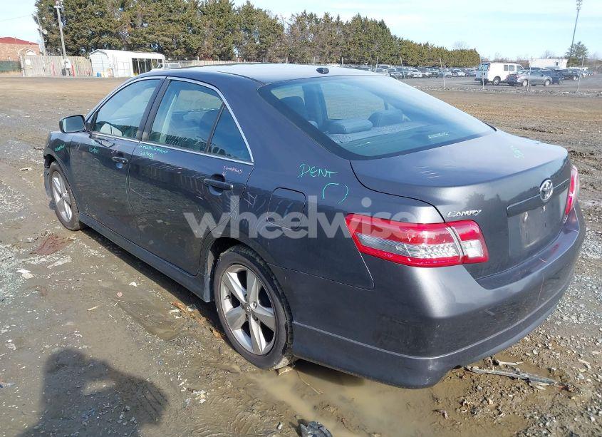 Photo 3 of 2010 Toyota Camry SE (VIN 4T1BF3EKXAU501387)
