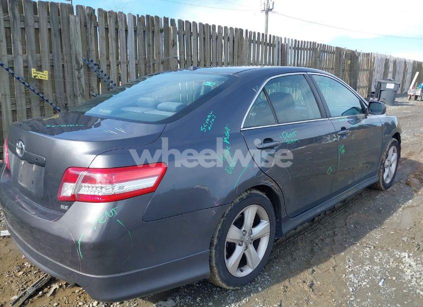 Photo 4 of 2010 Toyota Camry SE (VIN 4T1BF3EKXAU501387)