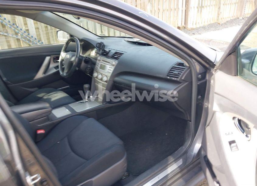 Photo 5 of 2010 Toyota Camry SE (VIN 4T1BF3EKXAU501387)