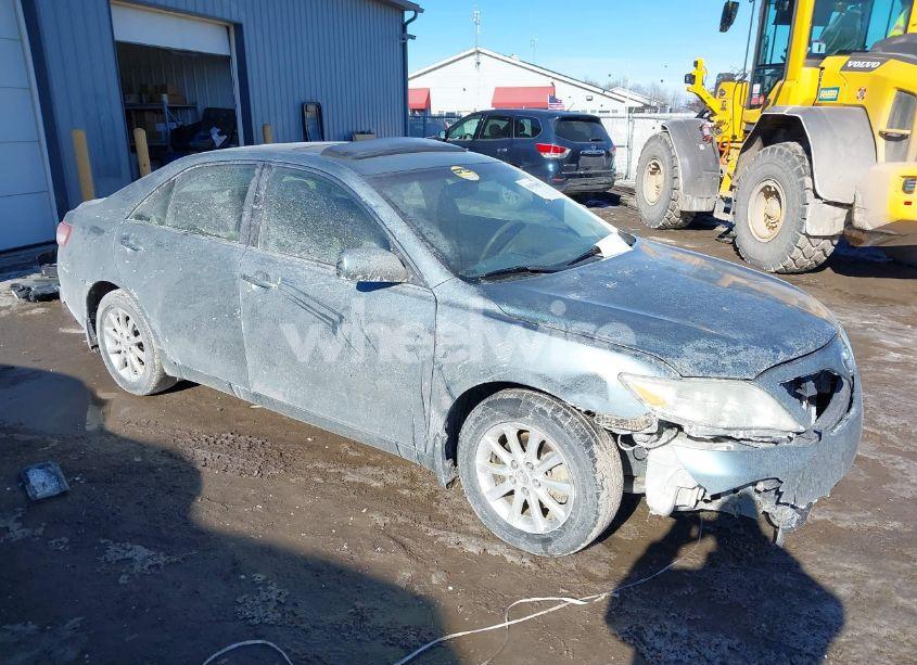 2010 Toyota Camry XLE (VIN 4T1BF3EKXAU508095) main photo