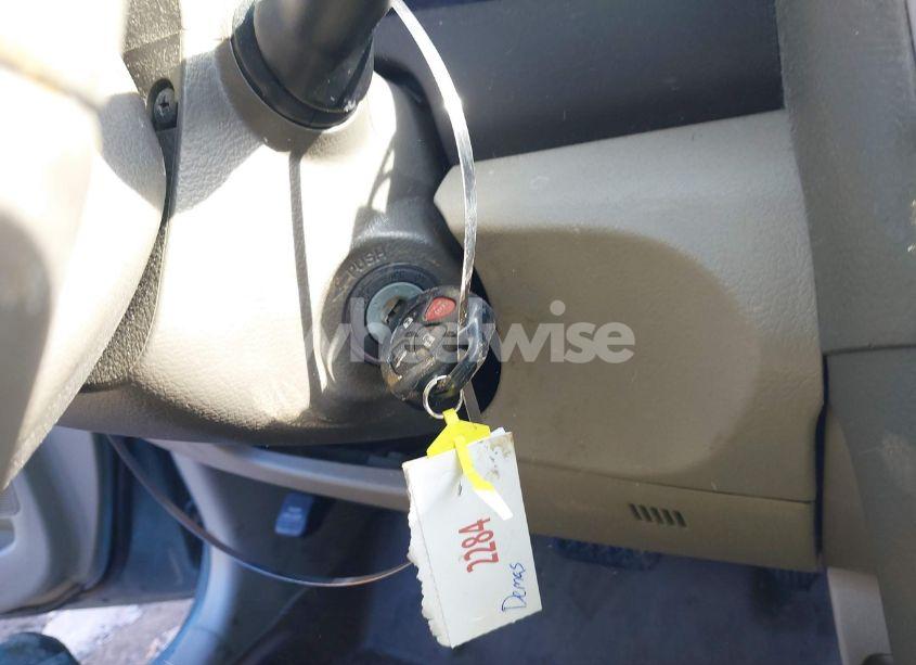 Photo 11 of 2010 Toyota Camry XLE (VIN 4T1BF3EKXAU508095)