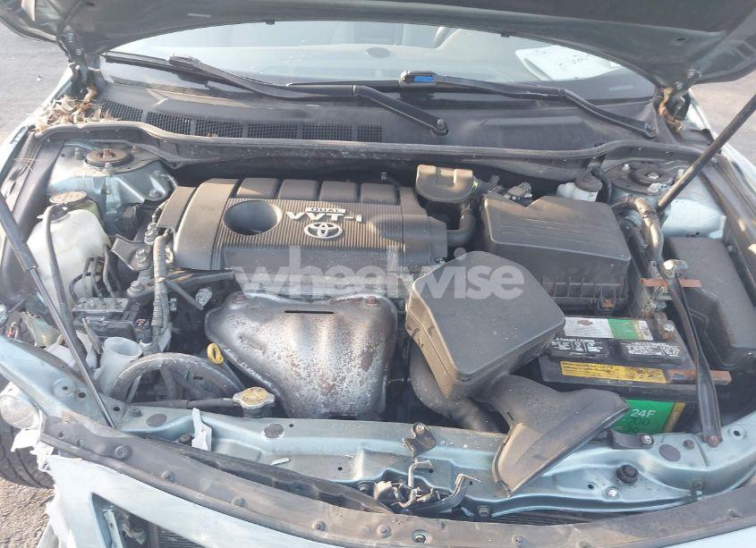 Photo 10 of 2010 Toyota Camry LE (VIN 4T1BF3EKXAU521252)