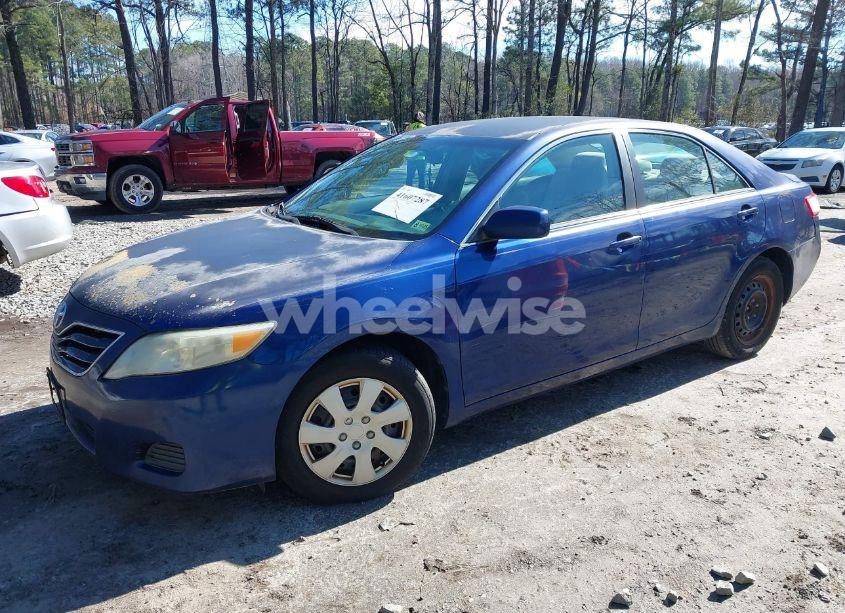 Photo 2 of 2010 Toyota Camry (VIN 4T1BF3EKXAU533269)