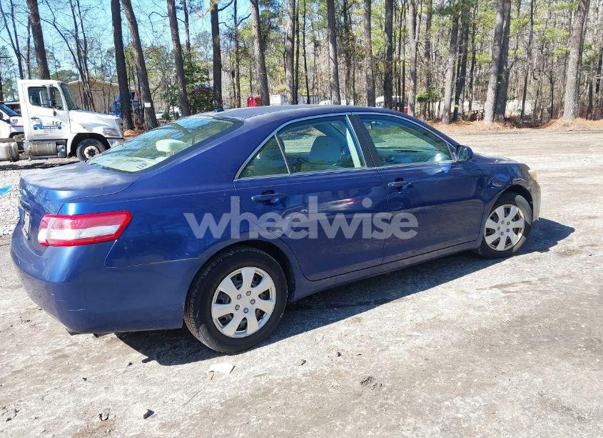 Photo 4 of 2010 Toyota Camry (VIN 4T1BF3EKXAU533269)