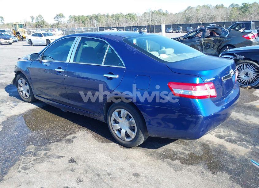 Photo 3 of 2010 Toyota Camry LE (VIN 4T1BF3EKXAU545521)