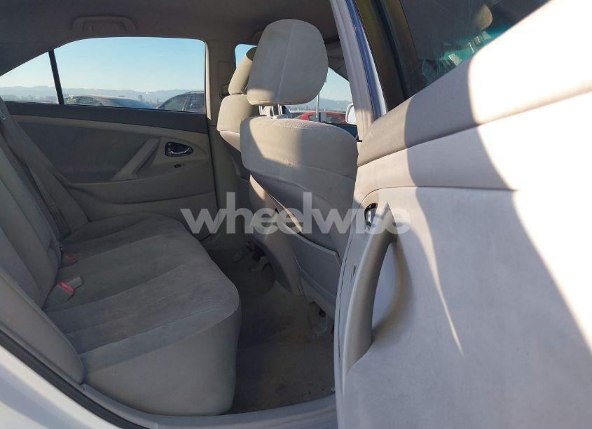 Photo 8 of 2010 Toyota Camry LE (VIN 4T1BF3EKXAU545874)