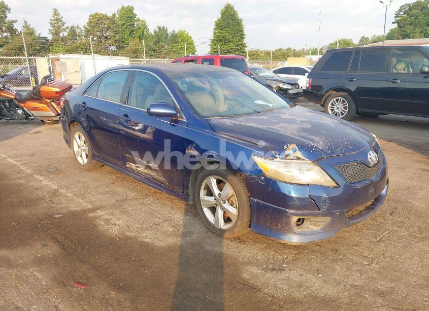2010 Toyota Camry SE (VIN 4T1BF3EKXAU547026) main photo