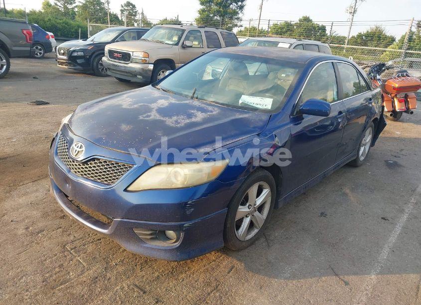 Photo 2 of 2010 Toyota Camry SE (VIN 4T1BF3EKXAU547026)