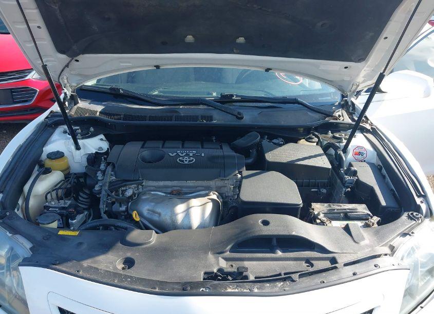 Photo 10 of 2010 Toyota Camry SE (VIN 4T1BF3EKXAU547530)