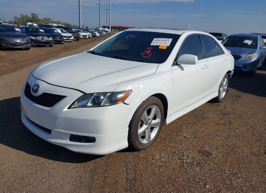 Photo 2 of 2010 Toyota Camry SE (VIN 4T1BF3EKXAU547530)