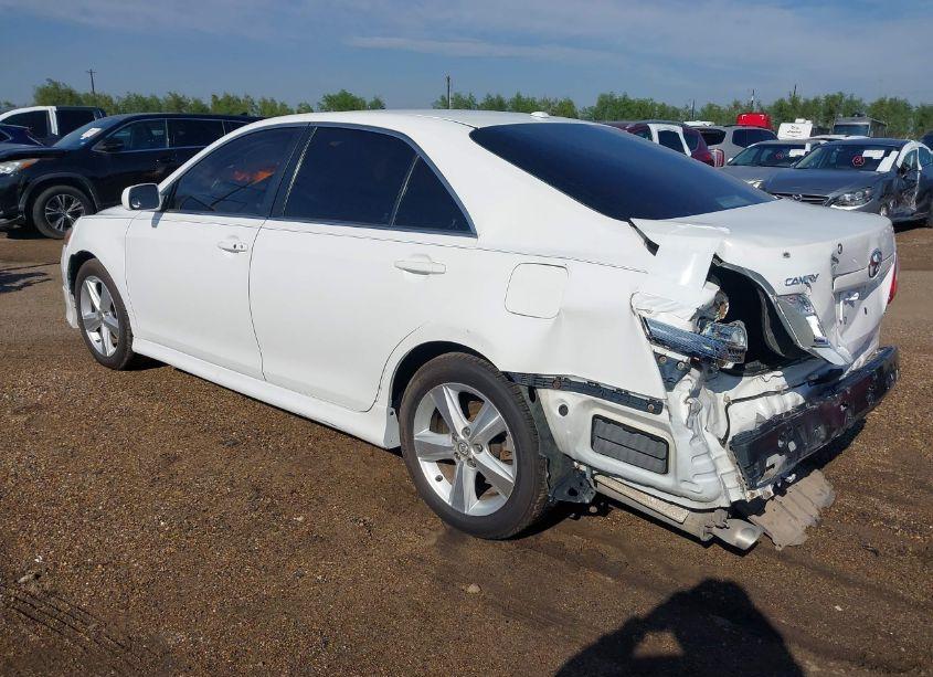 Photo 3 of 2010 Toyota Camry SE (VIN 4T1BF3EKXAU547530)