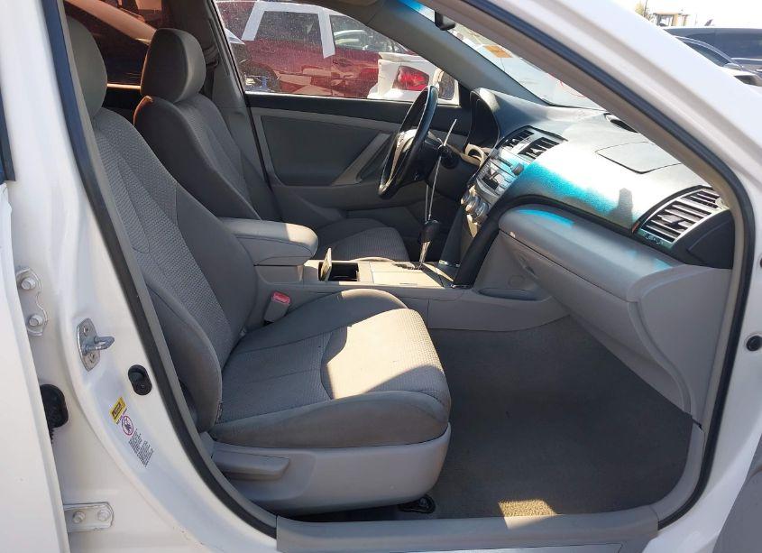 Photo 5 of 2010 Toyota Camry SE (VIN 4T1BF3EKXAU547530)