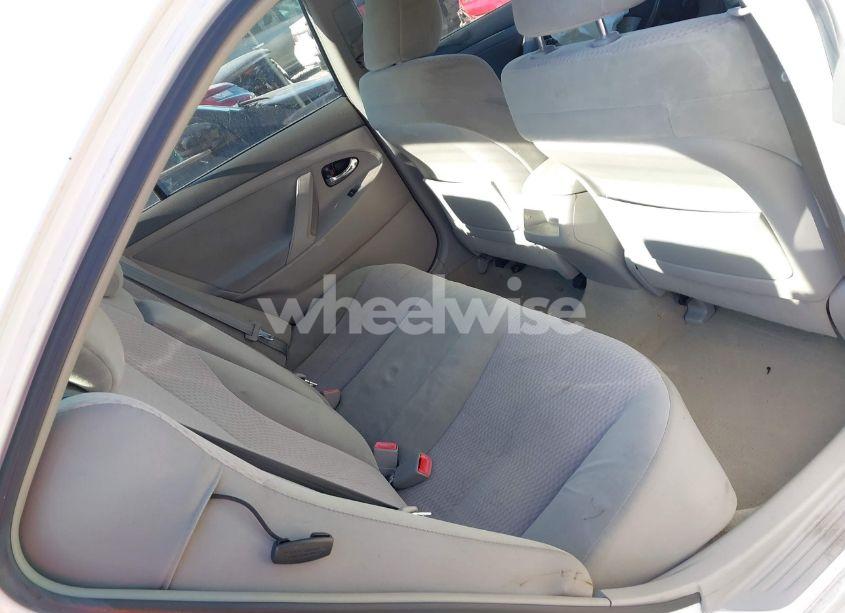 Photo 8 of 2010 Toyota Camry LE (VIN 4T1BF3EKXAU556308)