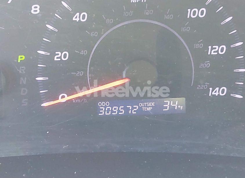 Photo 7 of 2010 Toyota Camry LE (VIN 4T1BF3EKXAU556678)