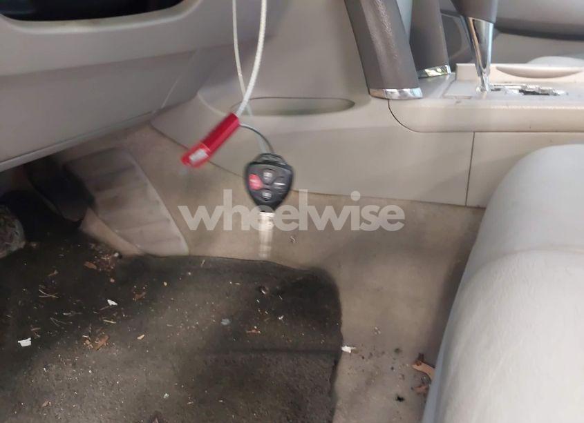 Photo 11 of 2011 Toyota Camry LE (VIN 4T1BF3EKXBU137506)