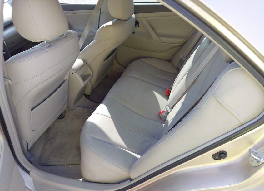 Photo 8 of 2011 Toyota Camry LE (VIN 4T1BF3EKXBU142463)
