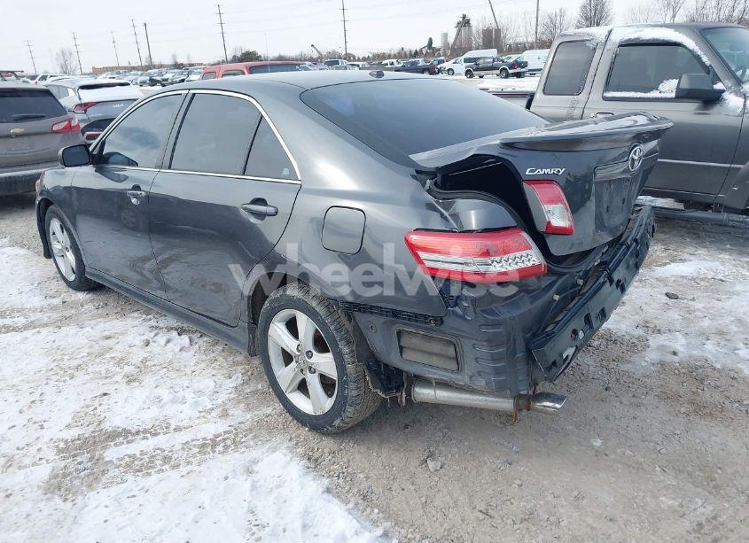 Photo 3 of 2011 Toyota Camry SE (VIN 4T1BF3EKXBU147503)