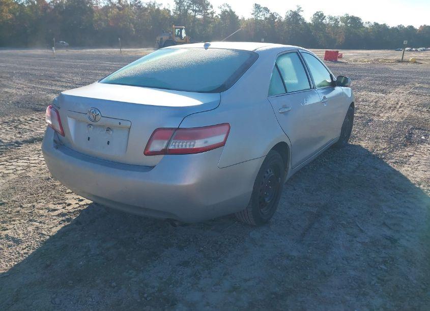 Photo 4 of 2011 Toyota Camry (VIN 4T1BF3EKXBU150403)
