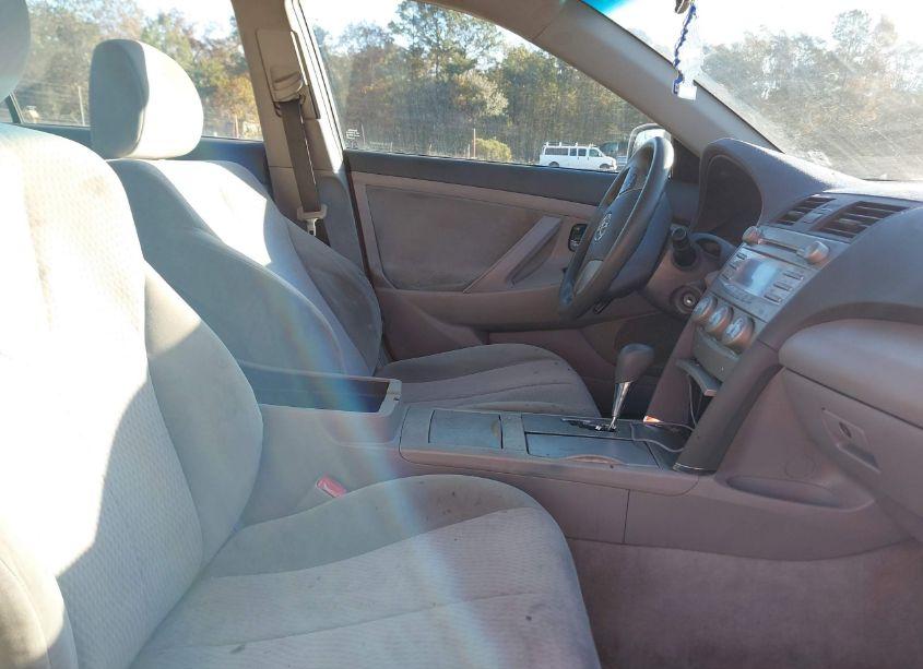 Photo 5 of 2011 Toyota Camry (VIN 4T1BF3EKXBU150403)