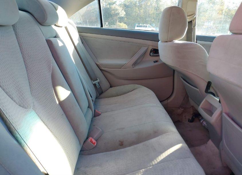 Photo 8 of 2011 Toyota Camry (VIN 4T1BF3EKXBU150403)
