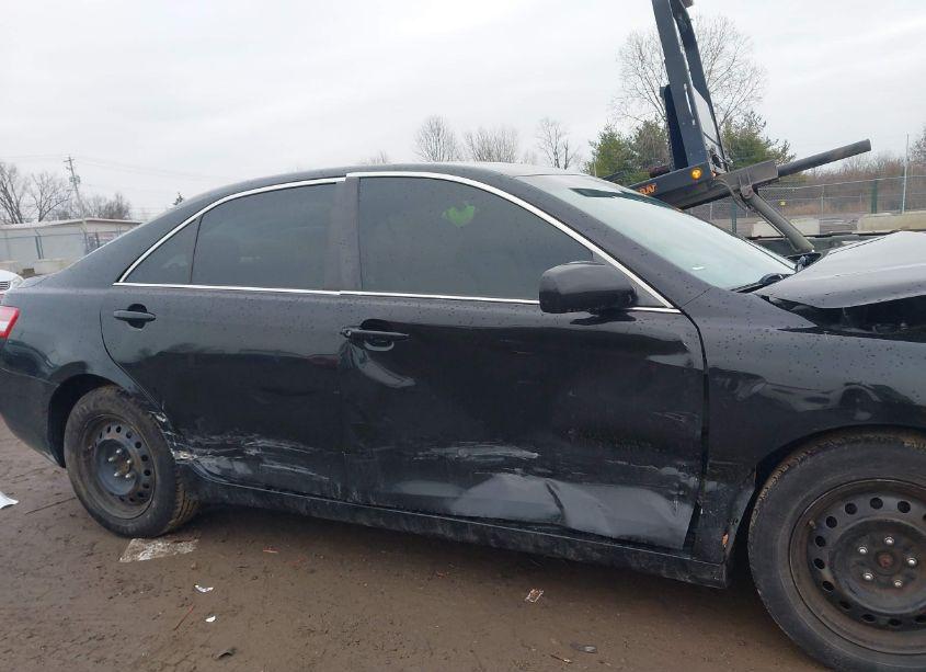 Photo 13 of 2011 Toyota Camry (VIN 4T1BF3EKXBU163541)