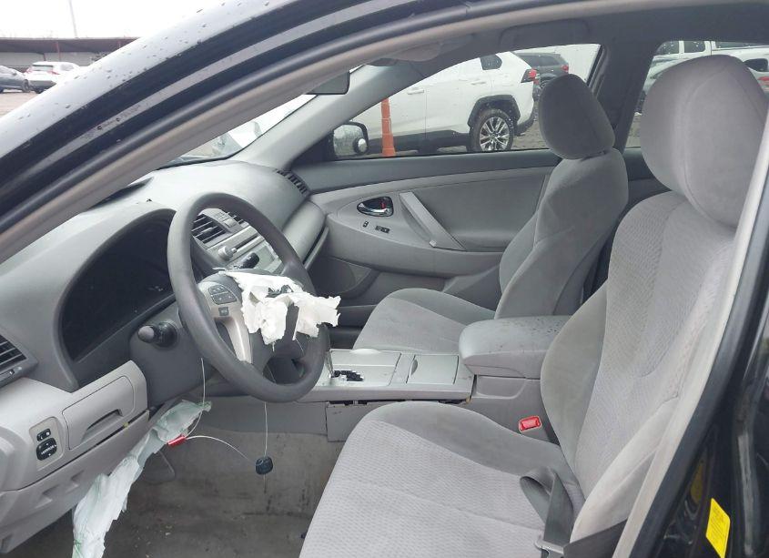 Photo 5 of 2011 Toyota Camry (VIN 4T1BF3EKXBU163541)