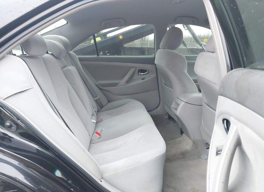 Photo 8 of 2011 Toyota Camry (VIN 4T1BF3EKXBU163541)