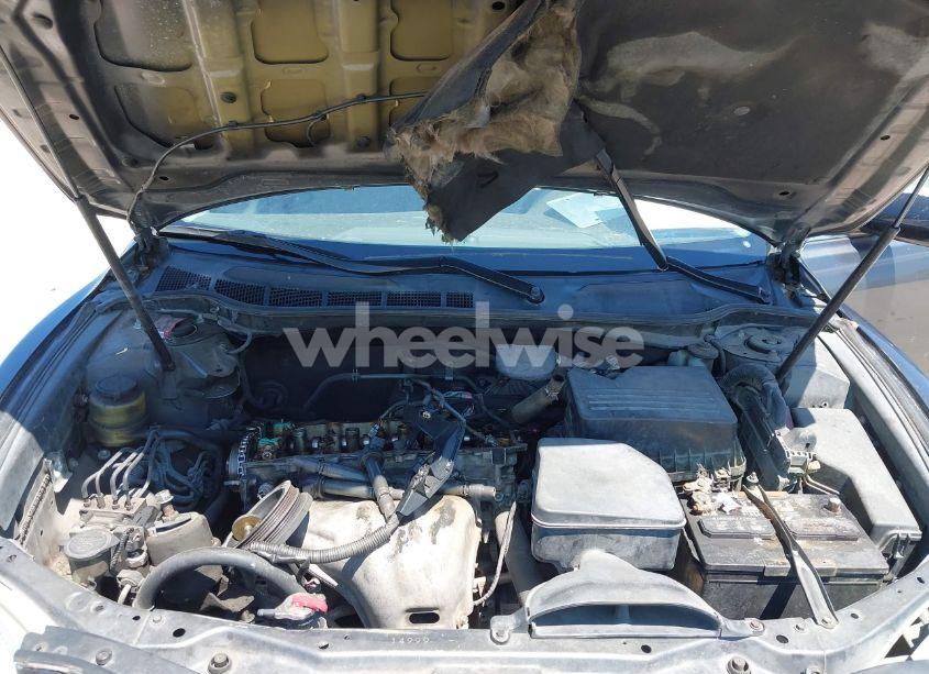 Photo 10 of 2011 Toyota Camry LE (VIN 4T1BF3EKXBU167542)