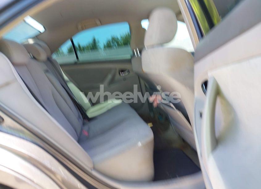 Photo 8 of 2011 Toyota Camry LE (VIN 4T1BF3EKXBU167542)