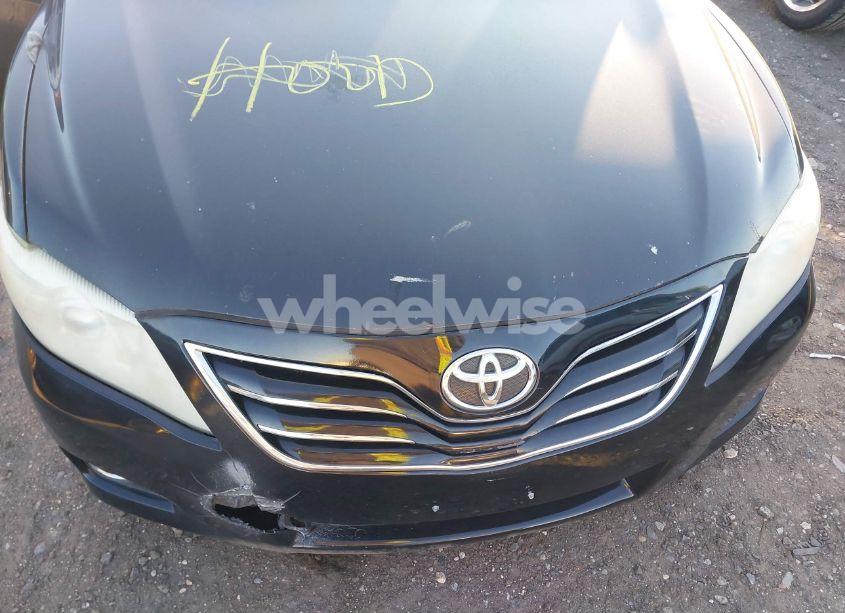 Photo 10 of 2011 Toyota Camry XLE (VIN 4T1BF3EKXBU174183)