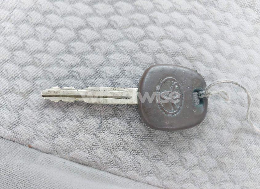 Photo 11 of 2011 Toyota Camry LE (VIN 4T1BF3EKXBU180937)