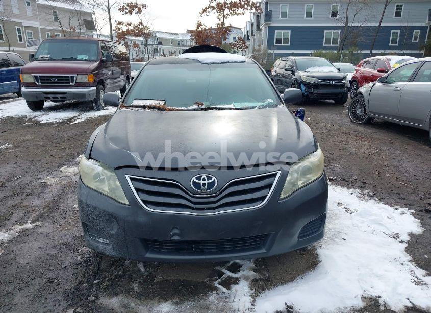 Photo 12 of 2011 Toyota Camry LE (VIN 4T1BF3EKXBU180937)