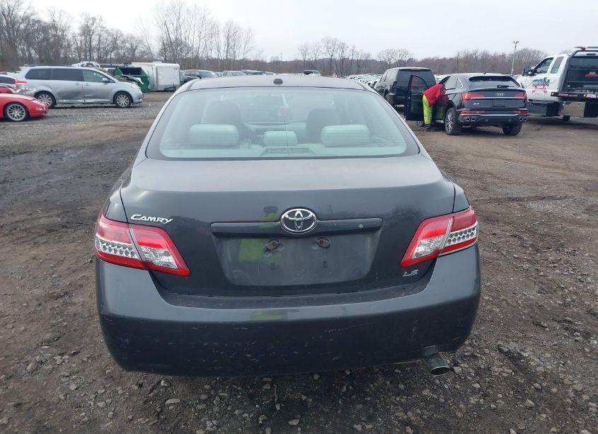 Photo 16 of 2011 Toyota Camry LE (VIN 4T1BF3EKXBU188066)