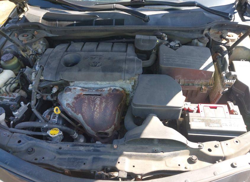 Photo 10 of 2011 Toyota Camry LE (VIN 4T1BF3EKXBU192635)