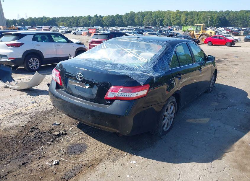 Photo 4 of 2011 Toyota Camry LE (VIN 4T1BF3EKXBU192635)