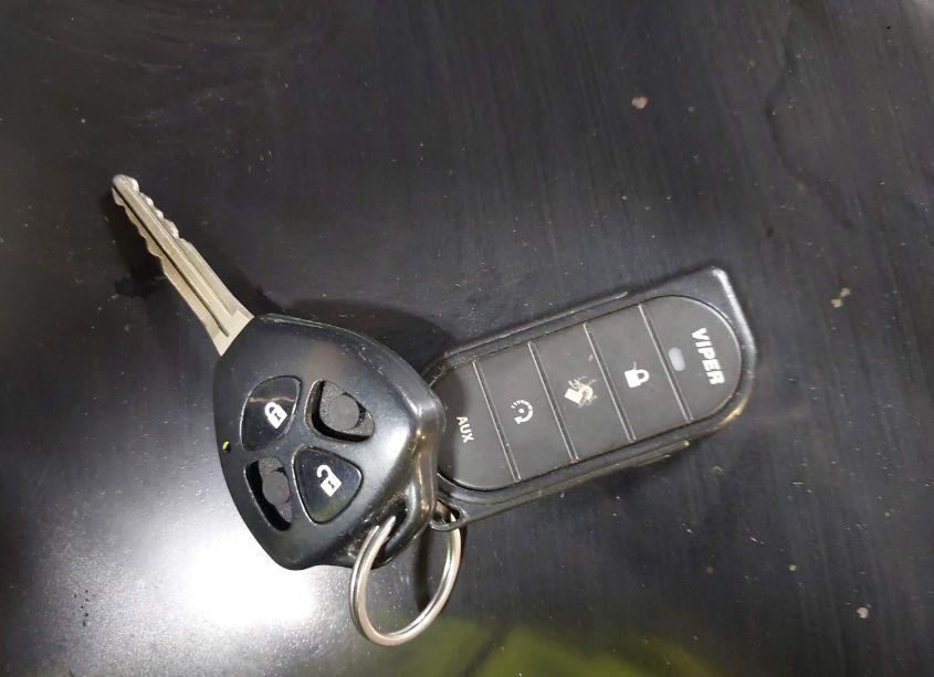 Photo 11 of 2011 Toyota Camry LE (VIN 4T1BF3EKXBU193235)