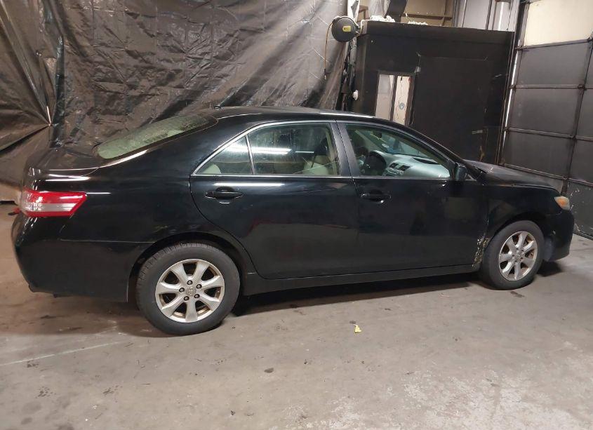 Photo 13 of 2011 Toyota Camry LE (VIN 4T1BF3EKXBU193235)